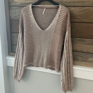 Free people sweater, size M